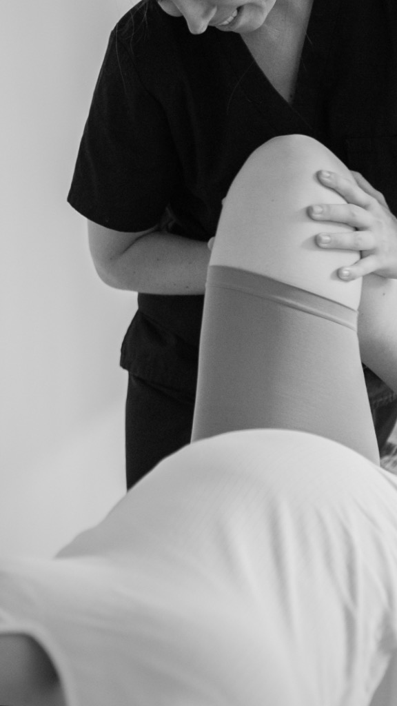 photo seance Maeliss Revilla ostéopathe 