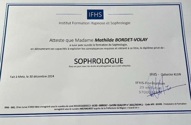 photo diplome Mathilde Bordet-Volay