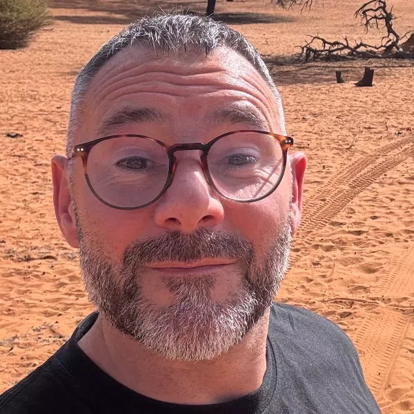 photo portrait Dr Olivier Savoret