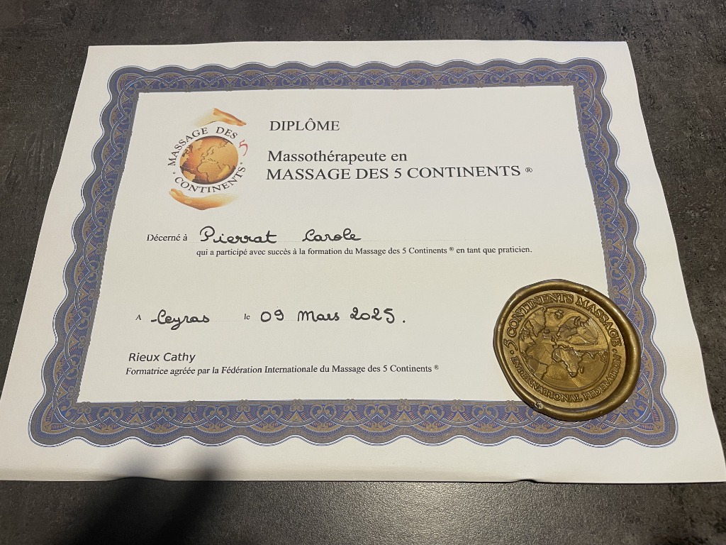 photo diplome Carole Pierrat Sophro d’Art-Mony