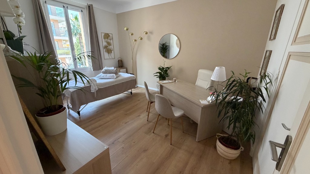 photo cabinet Julie Jenner - Magnétisme et ThetaHealing®