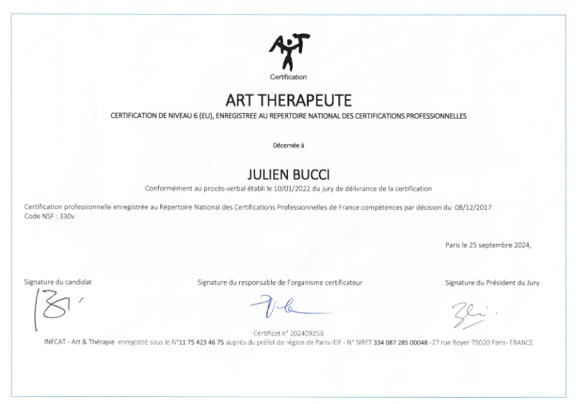 photo diplome Julien Bucci