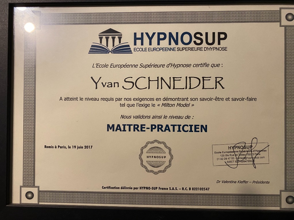 photo diplome Yvan Pierre SCHNEIDER