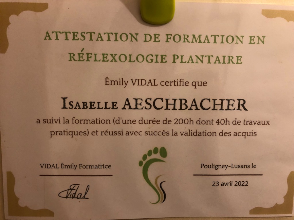 photo diplome IZAbelle Réflexologue Énergéticienne Besançon 