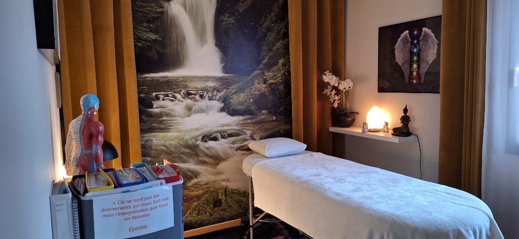 photo cabinet MA PAUSE BIEN ETRE Hostens