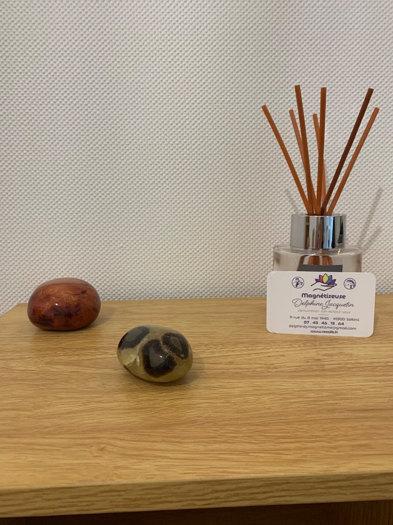 photo diplome Delphine JACQUETIN - Magnétiseuse