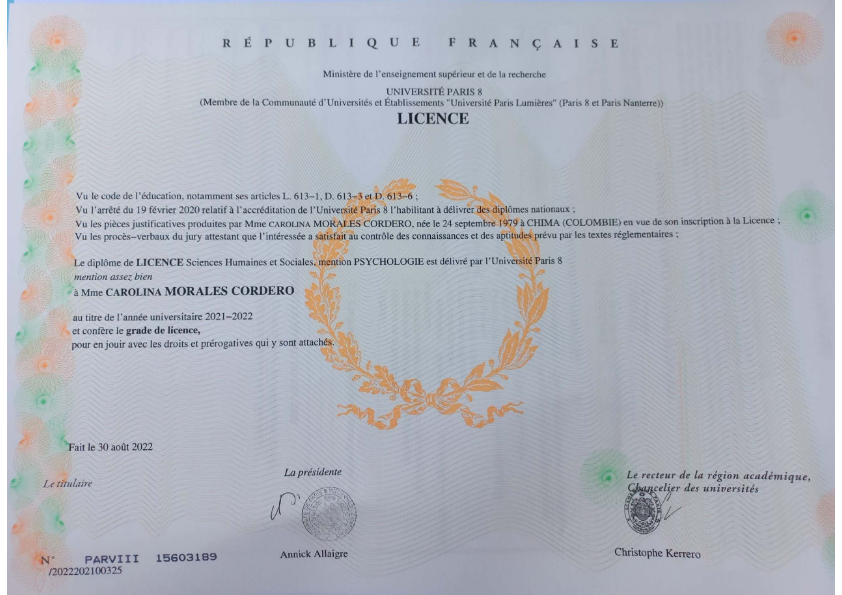 photo diplome Carolina Morales Cordero