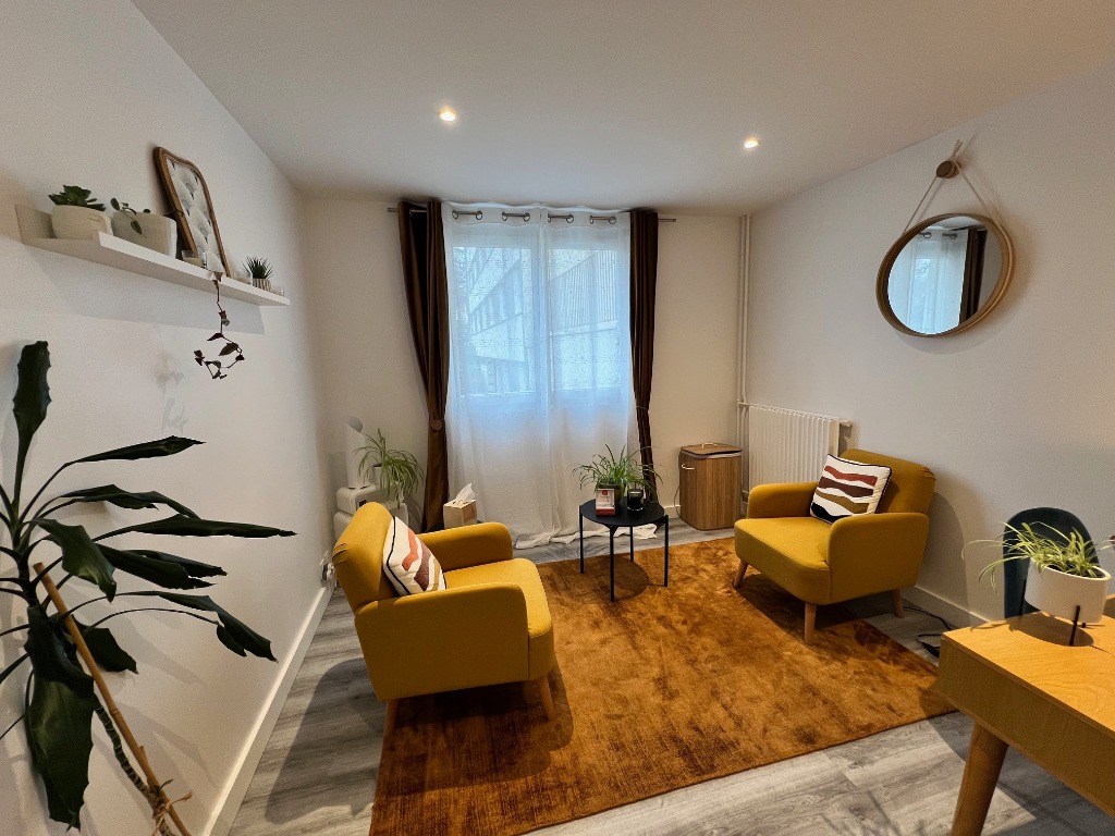 photo cabinet Céline Massacrier