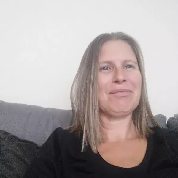 photo portrait DEBORAH BOUCABEIL