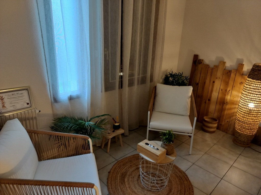 photo cabinet Agnès Adiante