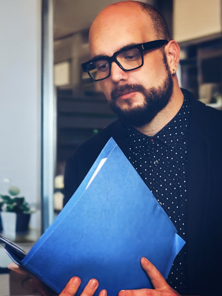 photo portrait Rouge essence