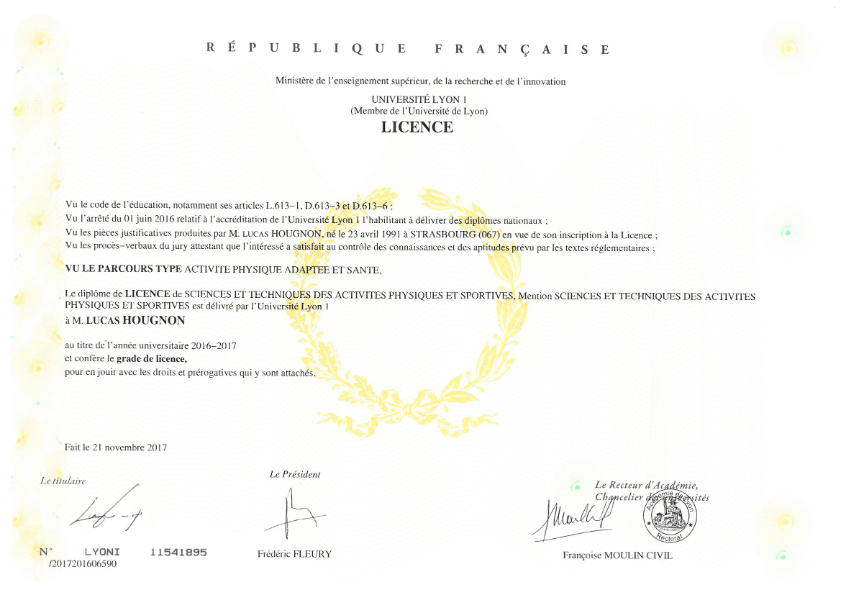 photo diplome Lucas Hougnon 
