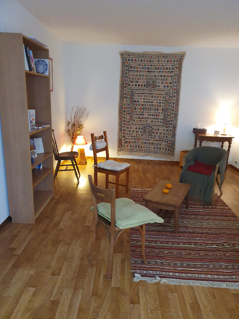 photo cabinet Anne Cadouot Sophrologue