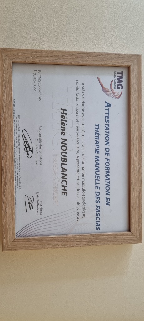 photo diplome Hélène Ramonet Noublanche 