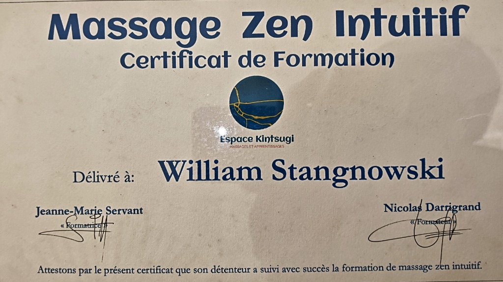 photo diplome Agapé Massage