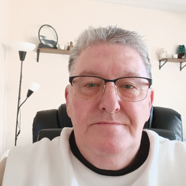 Joel magnétiseur énergeticien 