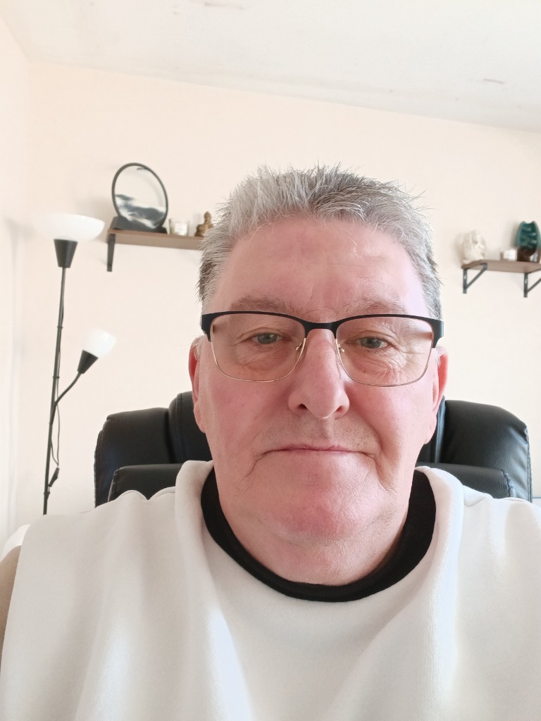 photo portrait Joel magnétiseur énergeticien 