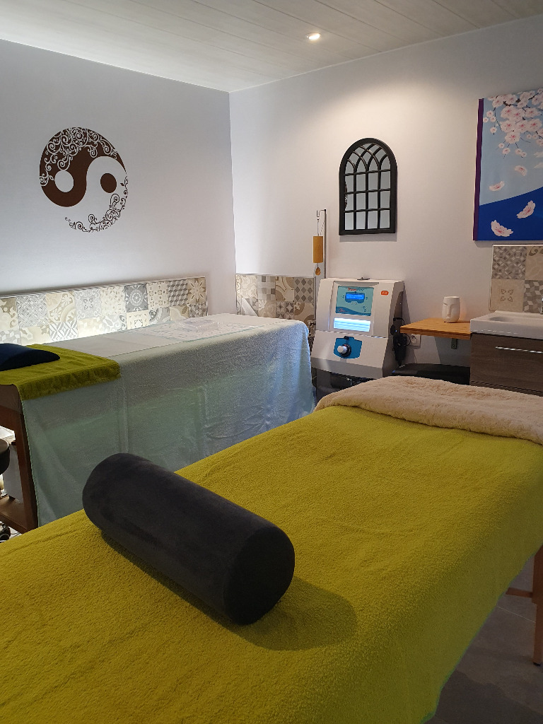 photo cabinet Olivier Renaud