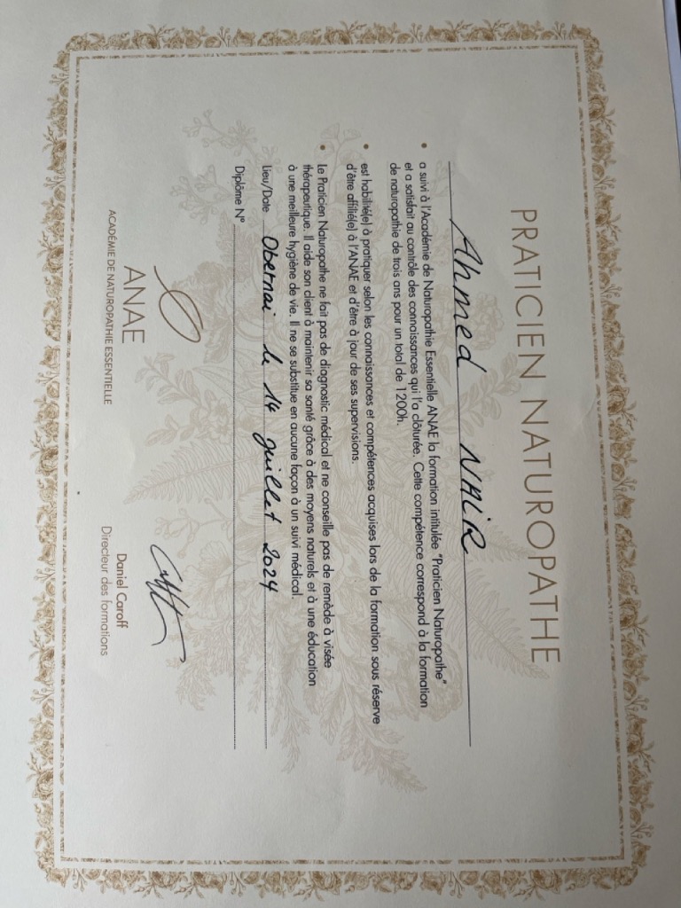 photo diplome Ahmed NAÍR