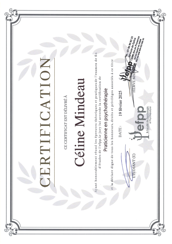 photo diplome Céline Mindeau Aide et Sens