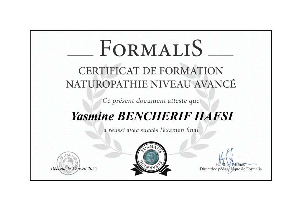 photo diplome Yasmine Hafsi