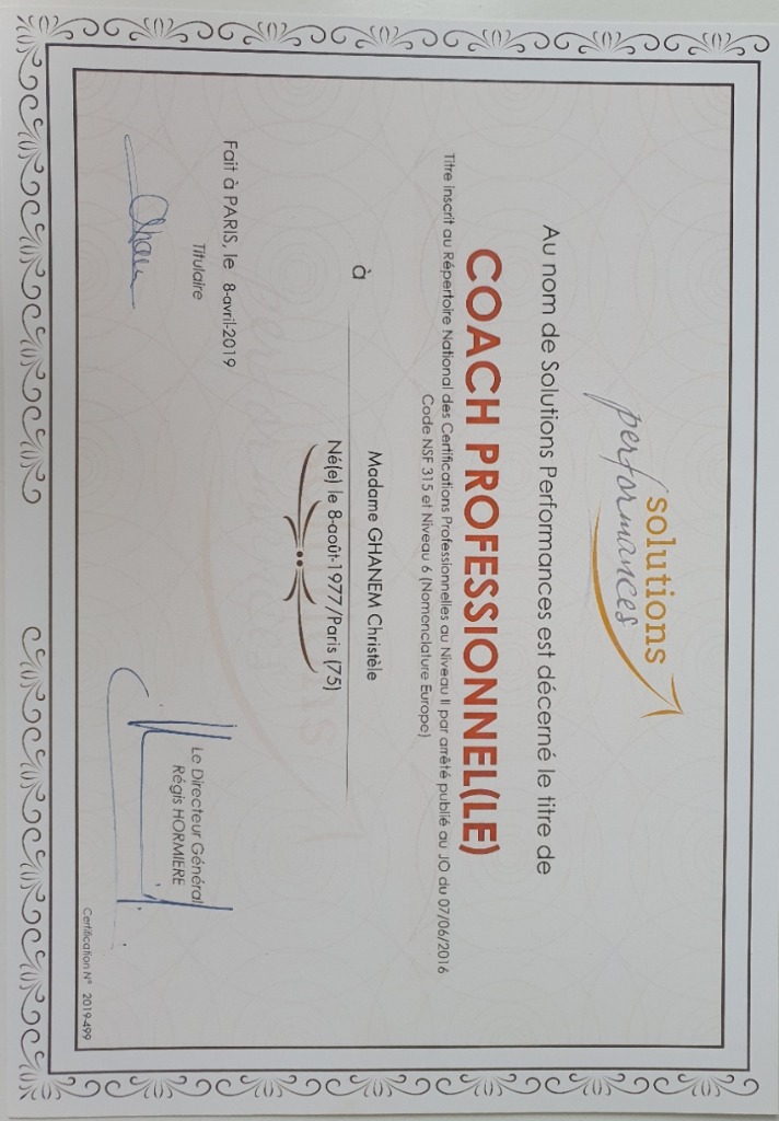 photo diplome Christèle Ghanem