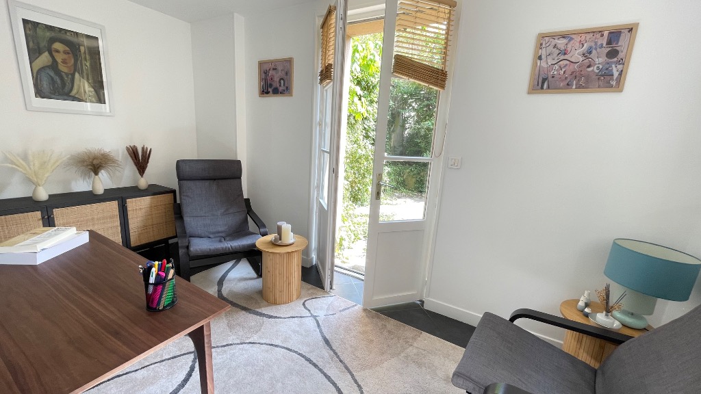 photo cabinet DEMESLAY Guillemette