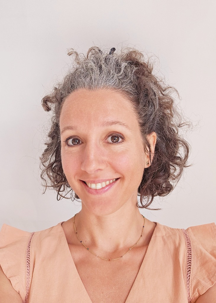 photo portrait Charlotte BARRAU, Accompagnement sensible du Deuil