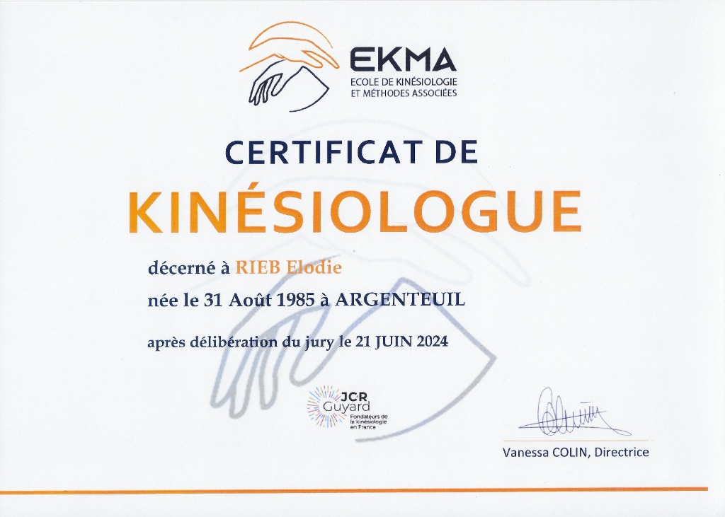 photo diplome Elodie Rieb