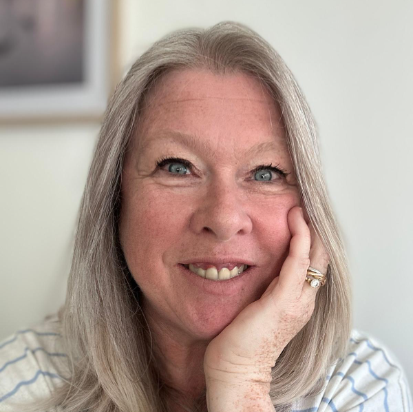 Cathy Henry Luminovia