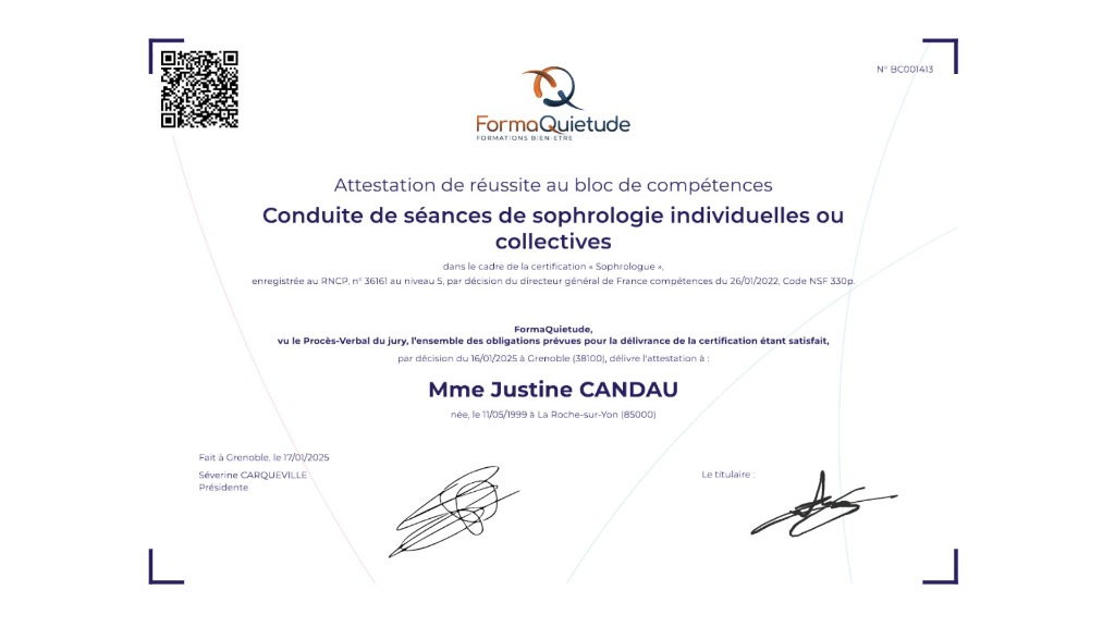 photo diplome Justine Candau Sophrologue