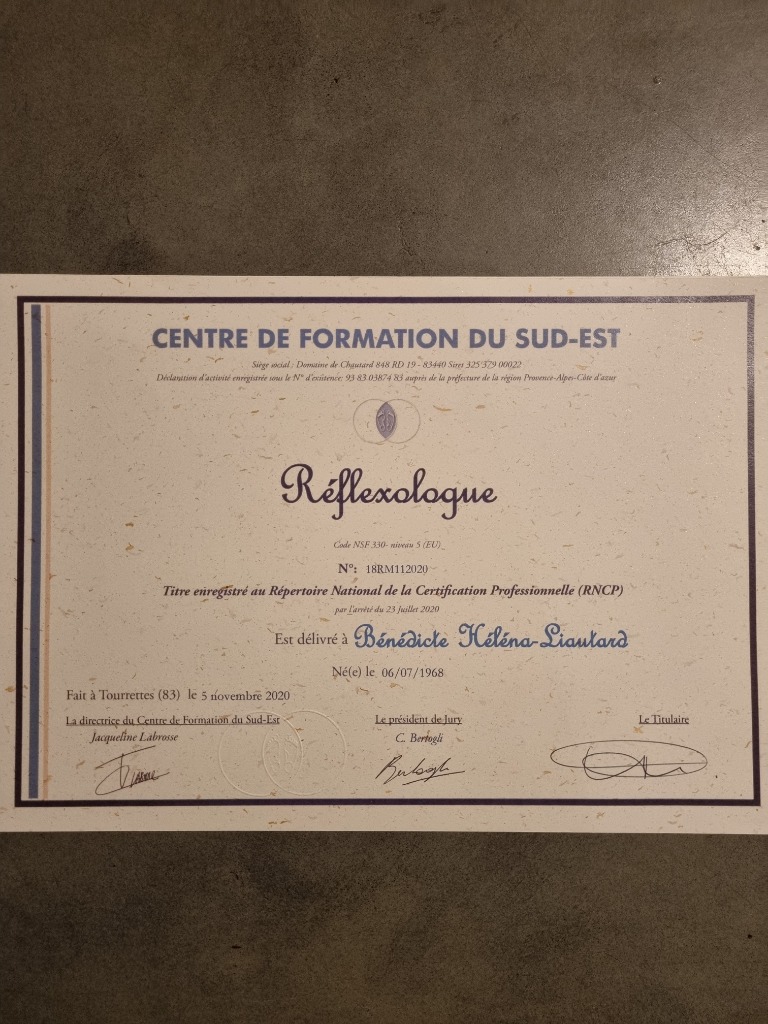 photo diplome Bénédicte HELENA-LIAUTARD 
