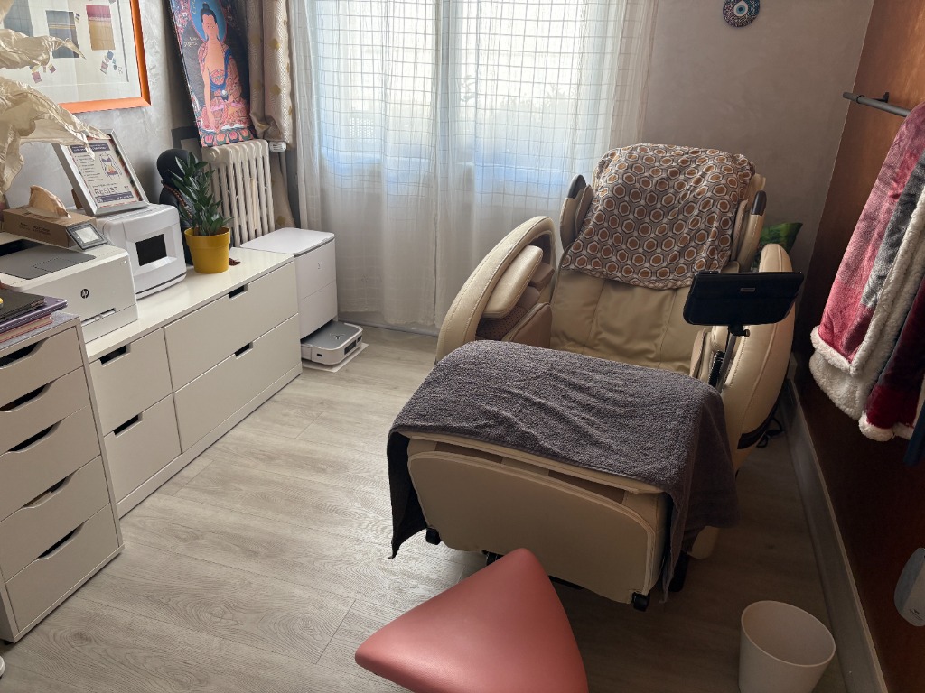 photo cabinet Catherine BARRÉ POUGEOIS