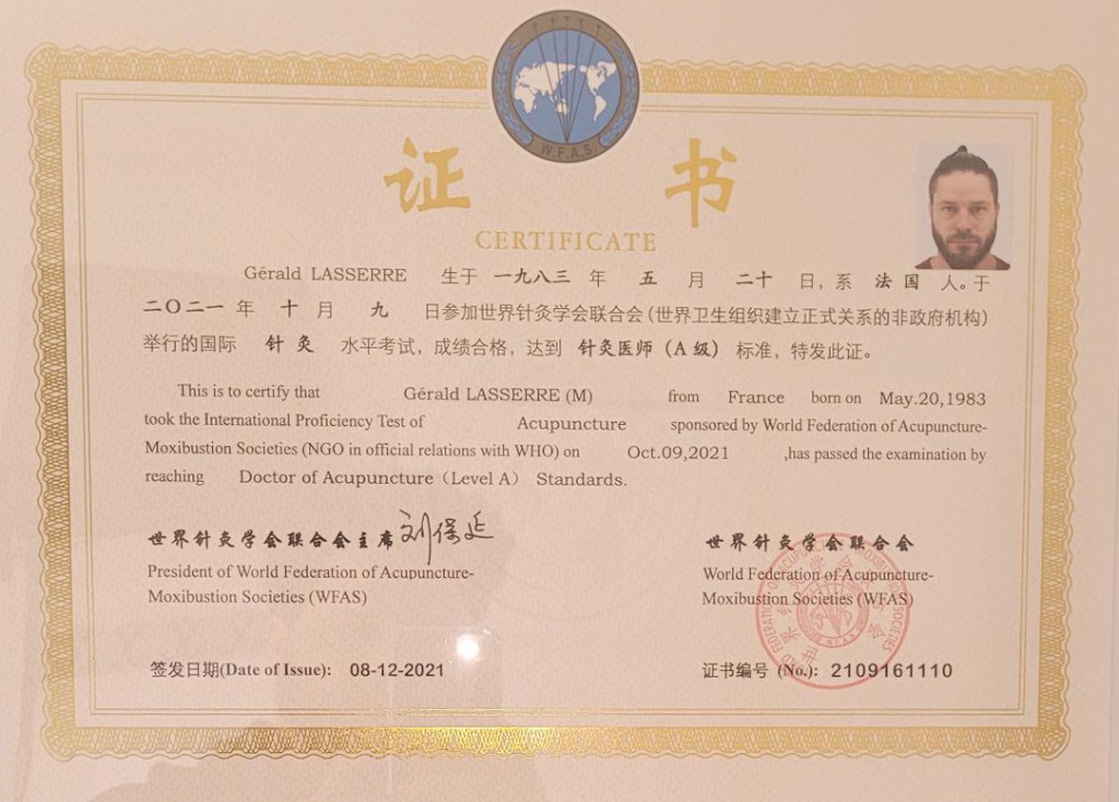 photo diplome Gérald Lasserre