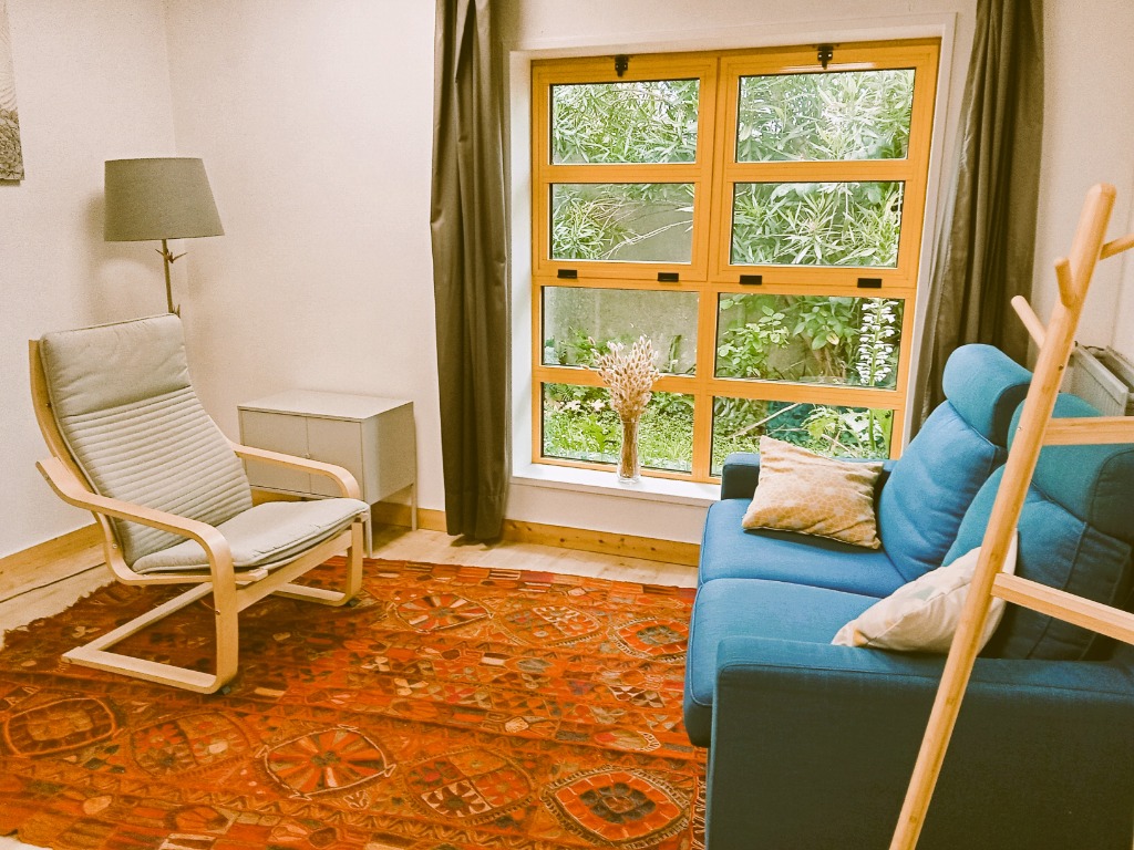 photo cabinet Emmanuelle GUEGUEN               Envol-sophrocoach