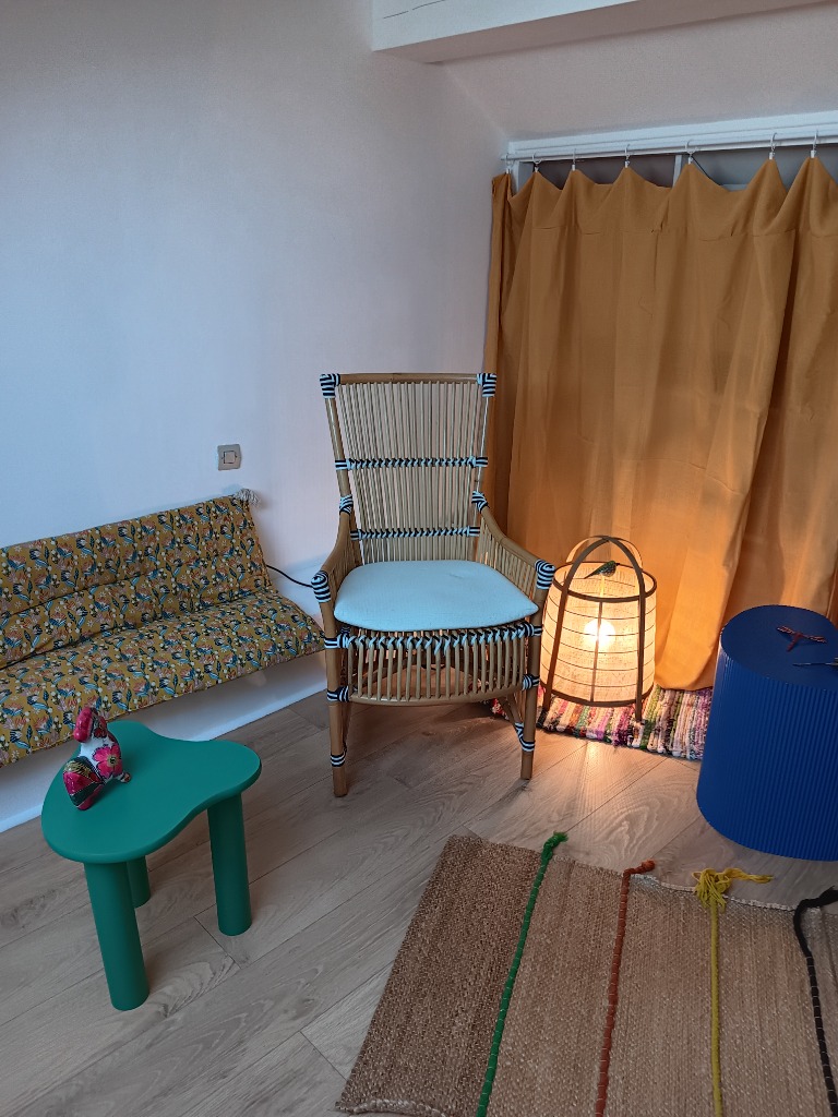 photo cabinet Irene Seyranian