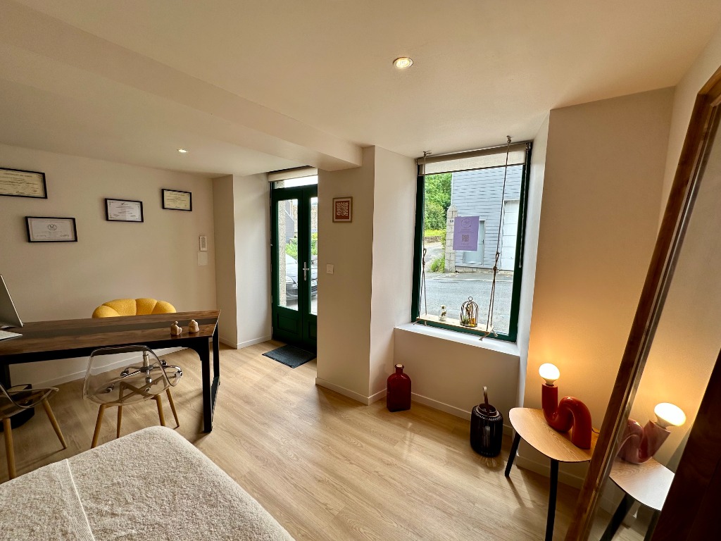 photo cabinet Dana Lemaire