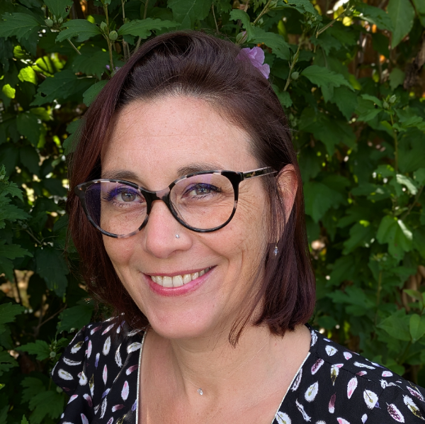 Gaëlle Redondo GEMK Kinésiologue - Coupeuse de feu