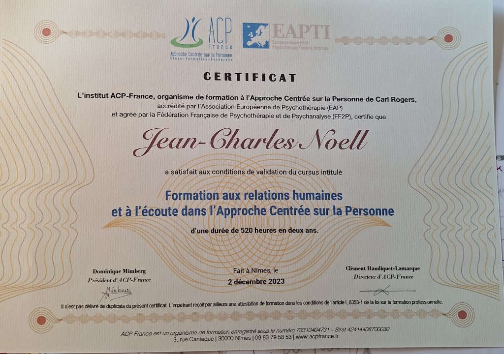 photo diplome JC NOELL PSYTCHOPRATICIEN ACP