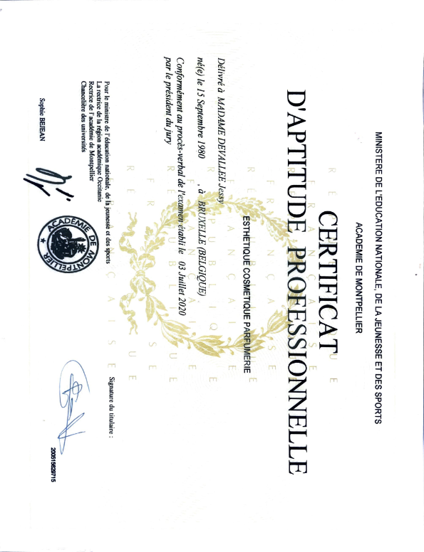 photo diplome Le studio Coiff & Beauty 