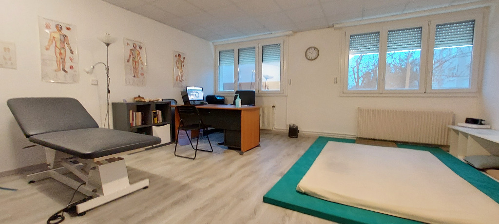 photo cabinet Jean-Michel ROMAN