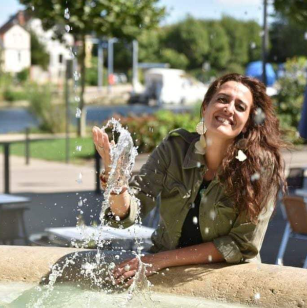 Lilou Liloumina Création & L’art De Voir Au Delà