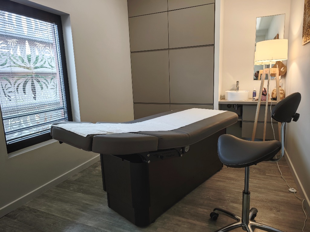 photo cabinet Allan THOMAS