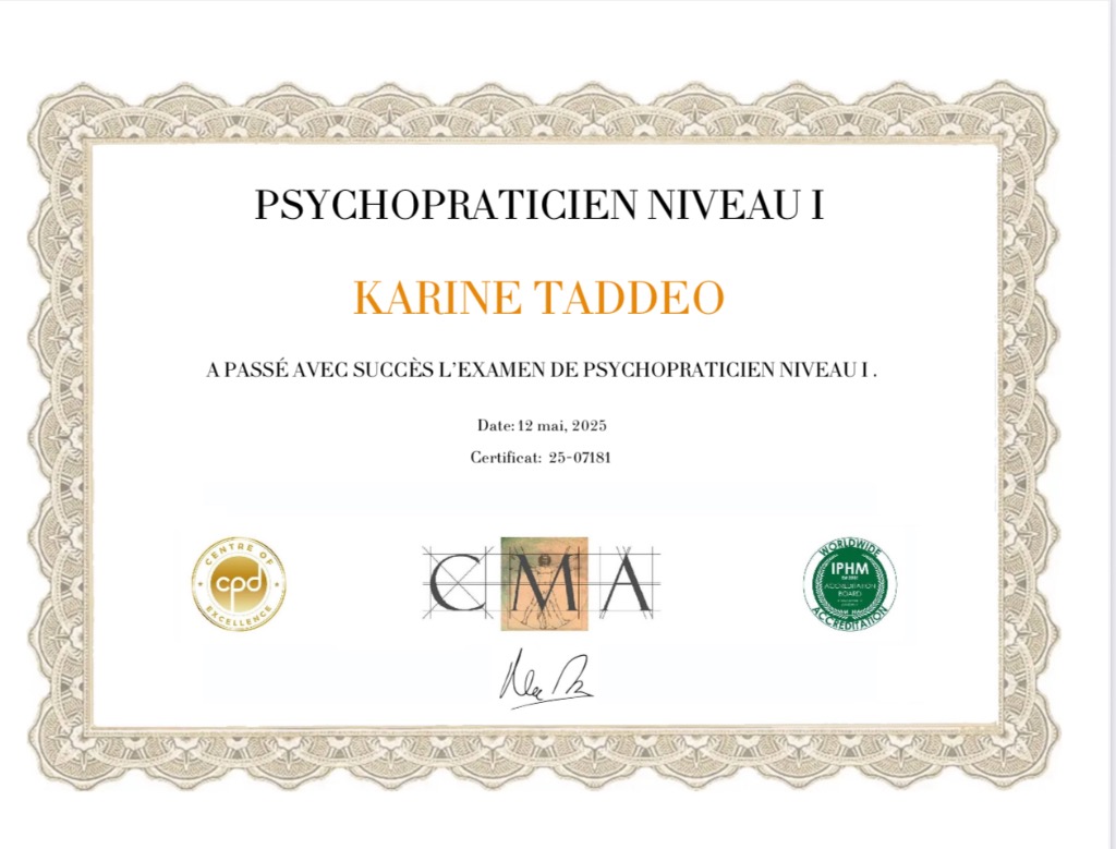 photo diplome Karine TADDEO