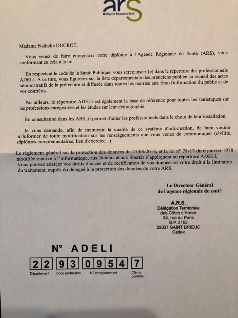 photo diplome Charlotte Ducrot Psychologue