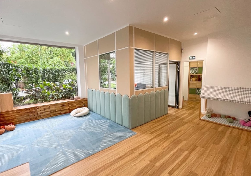 photo cabinet EZ MUSIC LEARNING