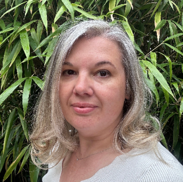 Véronique ESTÉVENET