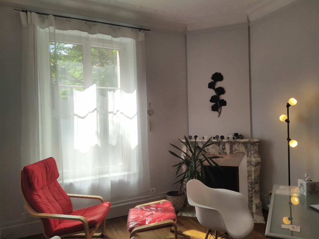 photo cabinet Anne-Sophie Laurenson