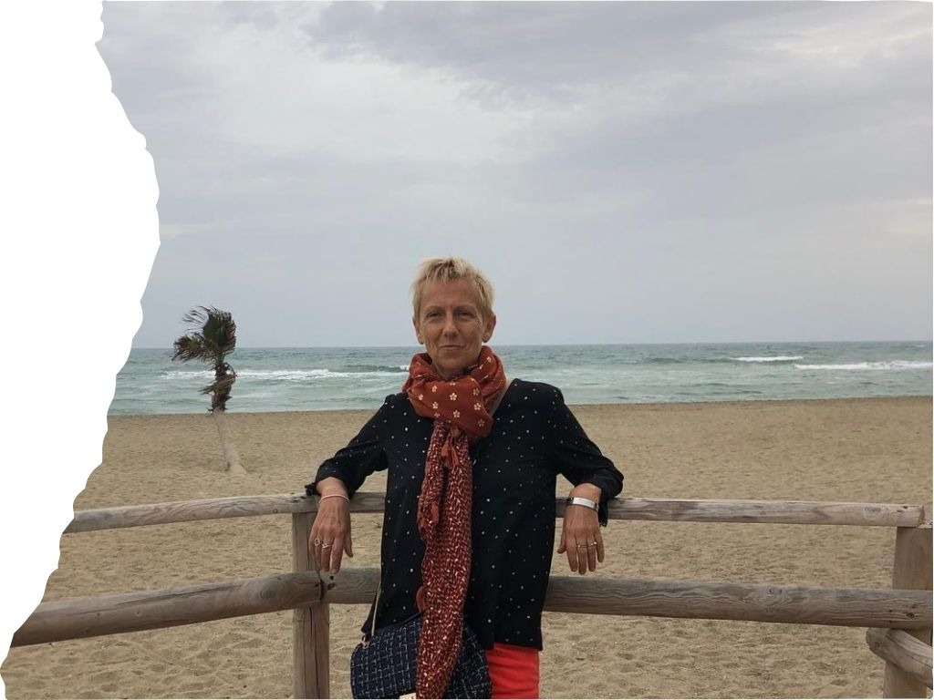 photo portrait Praticienne pour enfant Isabelle