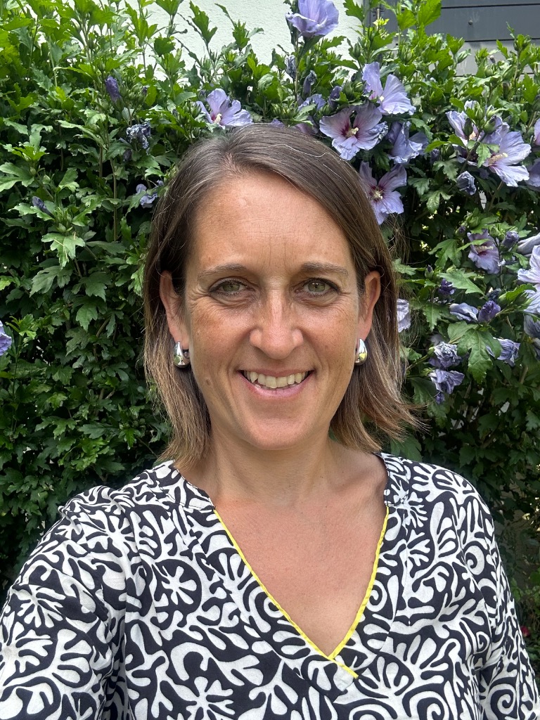 photo portrait Aurélie Mahraoui-Roy - Réflexologie Intégrative